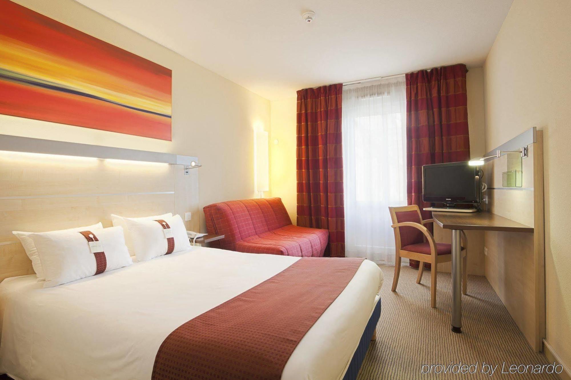 Holiday Inn Express Grenoble-Bernin الغرفة الصورة